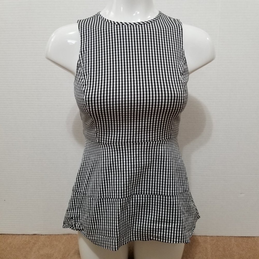 WHBM top 0P 0 Petite Petite Sleeveless Gingham Woven plaid flounce hem darts